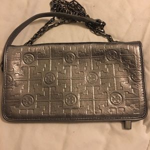 Tory Burch clutch/wallet Crossbody